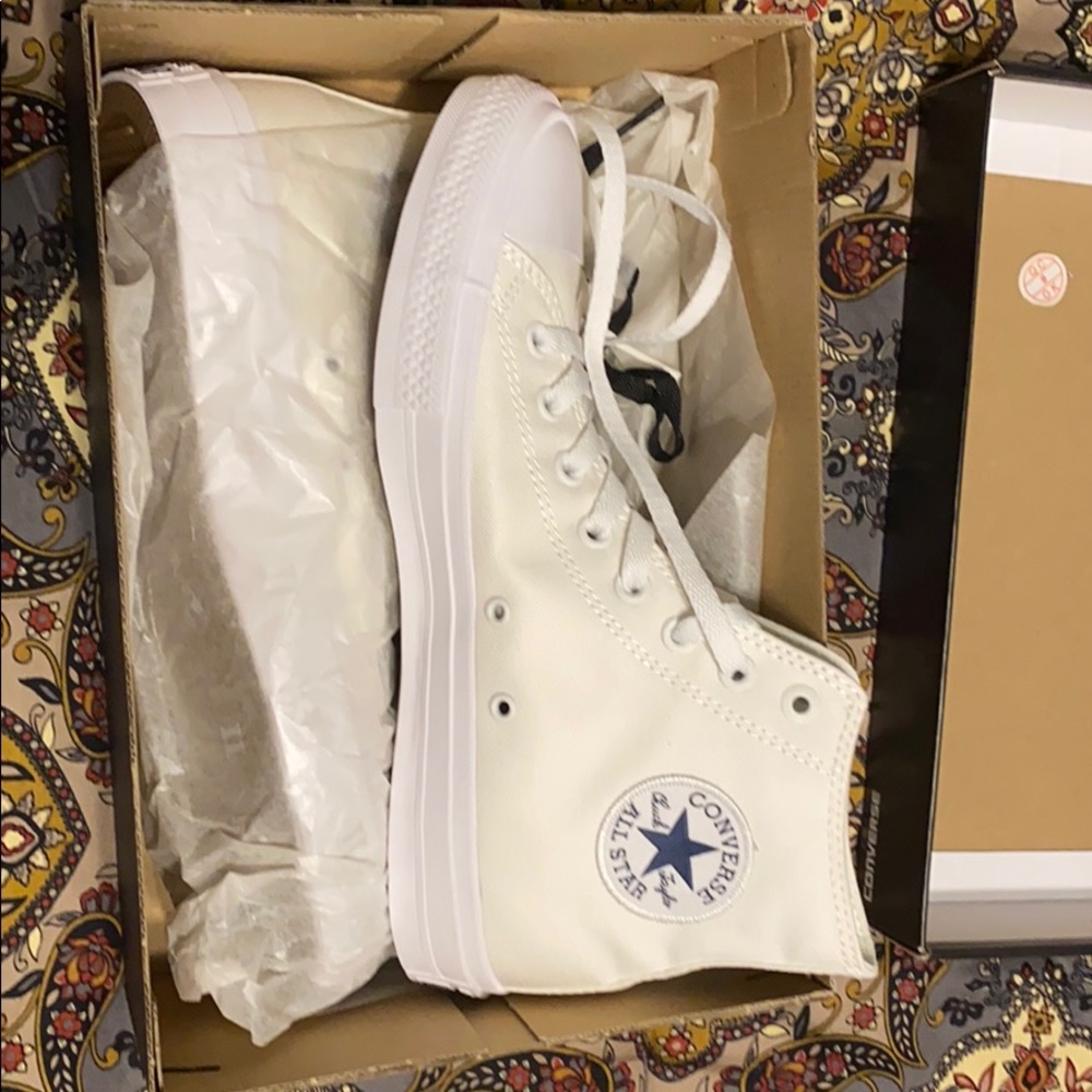 Converse. Chuck Taylor all star II.